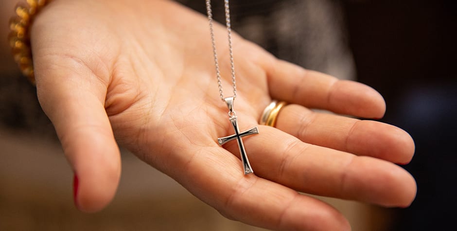 VICTORY: Teacher Who Took Cross From Student Apologizes, Along With School Administrators