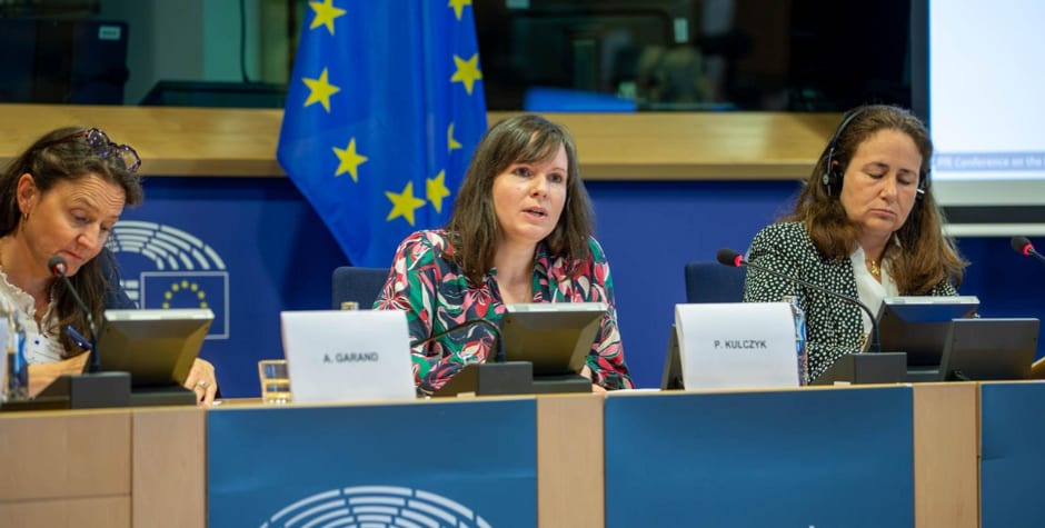 Protecting Children from Online Pornography: An Urgent Challenge for the European Union