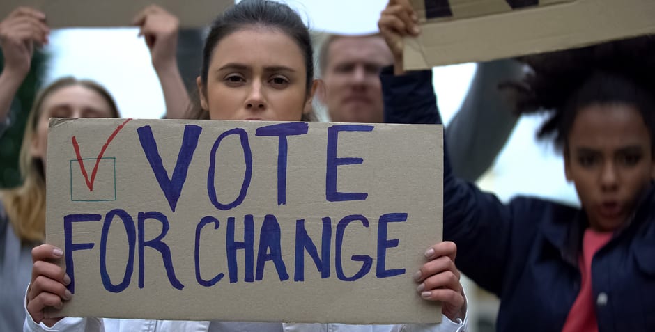 Tennessee Town Folds Quickly After Threatening To Ban a Woman’s Political Signs Calling for Change 